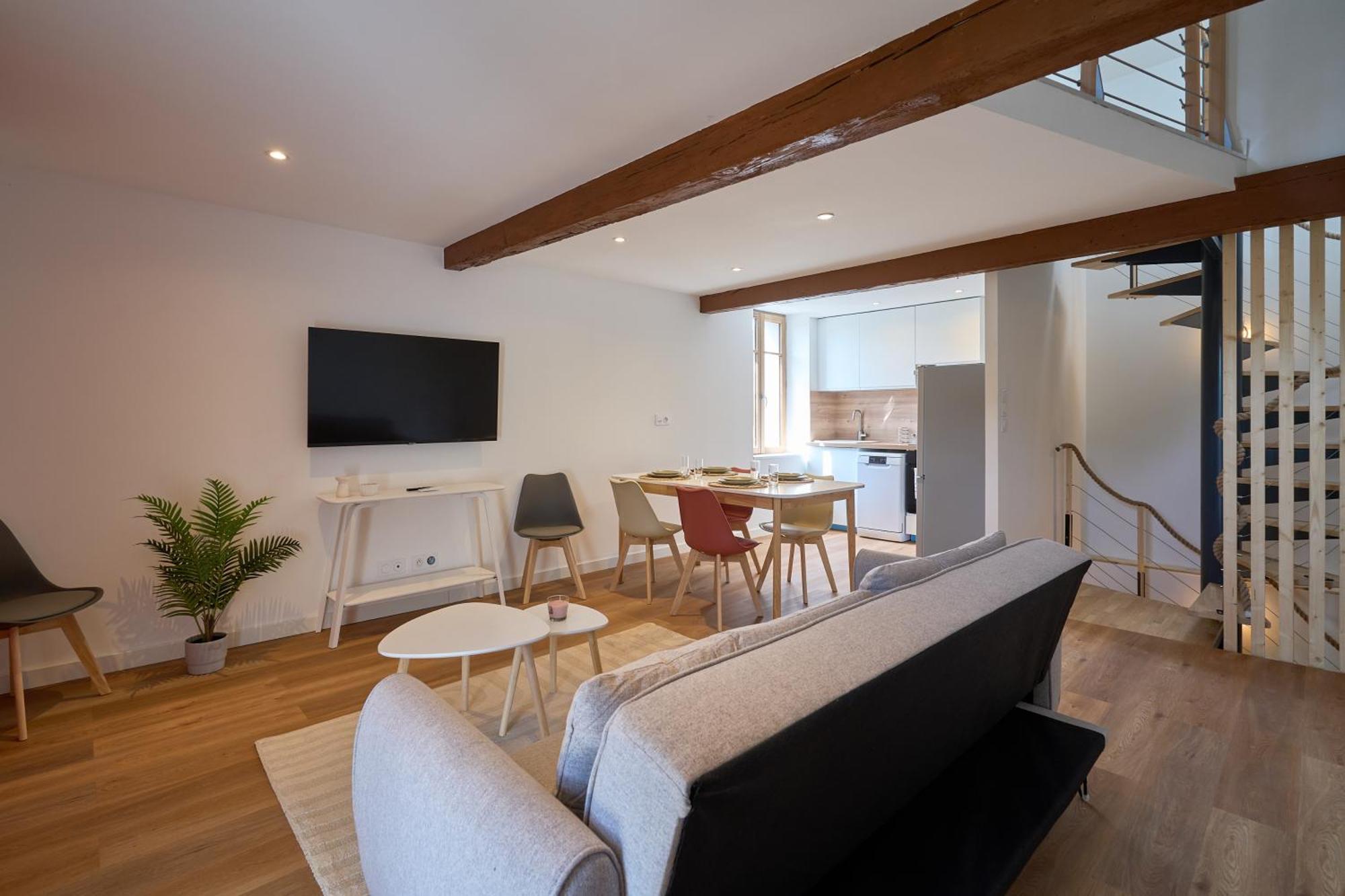 Le Rempart Harmonieux - Triplex Au Pied De La Cite Apartment Каркасон Екстериор снимка